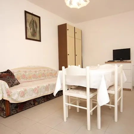 With A Parking Space * Mali Lošinj